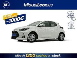 Blanco Usado 2021 Toyota Yaris Hybrid Business Edition Berlina | 15.985 € (Super precio)