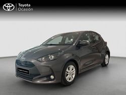 Gris Usado 2021 Toyota Yaris Active | 18.490 € (Precio justo)