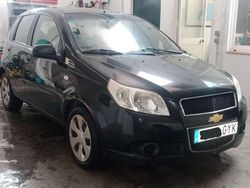 Negro Usado 2010 Chevrolet Aveo LS Utilitario | 3790 € (Precio justo)
