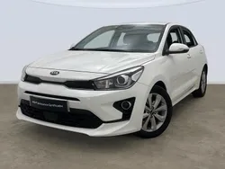 Blanco Usado 2021 Kia Rio | 16.795 € (Un poco caro)
