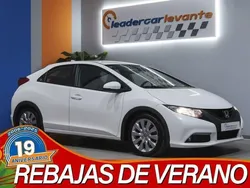 Blanco Usado 2013 Honda Civic Comfort Berlina | 12.900 € (Un poco caro)