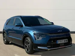 Azul Usado 2024 Kia Niro SUV | 29.000 € (Caro)