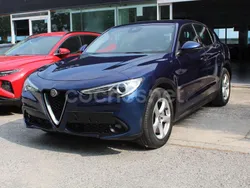 Azul Usado 2018 Alfa Romeo Stelvio Super SUV | 18.950 € (Precio justo)