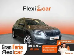 Gris Usado 2023 Skoda Kamiq Style SUV | 19.490 € (Precio justo)
