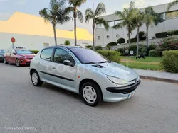 Gris / plata Usado 2003 Peugeot 206 Berlina | 2100 € (Precio justo)