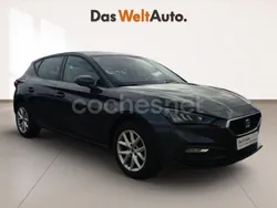 Gris / plata Usado 2024 Seat Leon Style Berlina | 25.500 € (Precio justo)