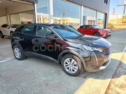 Negro Usado 2021 Peugeot 3008 Active SUV | 21.300 € (Precio justo)