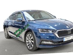 Azul Usado 2021 Skoda Octavia Familiar | 6200 €
