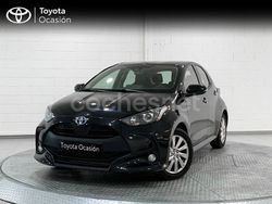 Negro Usado 2024 Toyota Yaris Hybrid Active Berlina | 20.700 € (Precio justo)