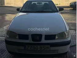 Blanco Usado 2002 Seat Ibiza Berlina | 1800 € (Precio justo)