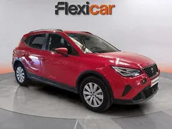 Rojo Usado 2024 Seat Arona Style SUV | 19.990 € (Un poco caro)