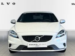 Blanco Usado 2018 Volvo V40 R-Design Momentum Familiar | 20.700 €