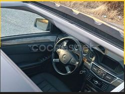 Gris / plata Usado 2010 Mercedes E220 Elegance Berlina | 8490 €