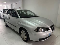 Gris / plata Usado 2004 Seat Ibiza Stella Berlina | 3999 € (Un poco caro)