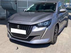 Gris Usado 2021 Peugeot 208 Allure Utilitario | 16.900 € (Caro)