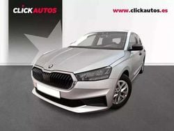 Plateado Usado 2025 Skoda Fabia Essence Utilitario | 15.050 € (Buen precio)