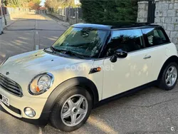 Beige Usado 2009 Mini Cooper Utilitario | 9700 € (Un poco caro)