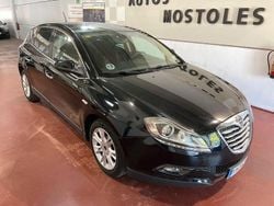 Negro Usado 2012 Lancia Delta Gold Utilitario | 4995 € (Super precio)