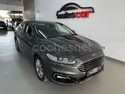 Gris / plata Usado 2019 Ford Mondeo Titanium Berlina | 13.600 € (Precio justo)