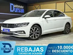 Blanco Usado 2022 VW Passat Berlina | 21.890 € (Precio justo)