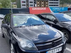 Negro Usado 2007 Opel Astra Sport Berlina | 3650 € (Precio justo)