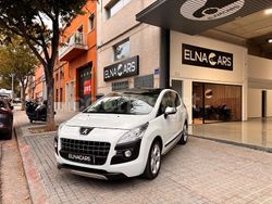 Blanco Usado 2011 Peugeot 3008 Sport Berlina | 7900 € (Precio justo)