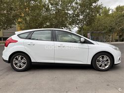 Blanco Usado 2011 Ford Focus Trend Berlina | 5000 € (Precio justo)