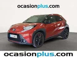 Rojo Usado 2023 Toyota Aygo Utilitario | 15.991 € (Precio justo)