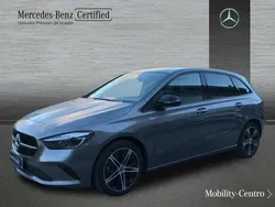 Gris montaña Usado 2023 Mercedes B250 Monovolumen | 39.900 €