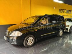 Negro Usado 2009 Ssangyong (KGM) Rodius Monovolumen | 7290 € (Precio justo)