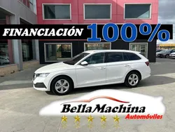 Blanco Usado 2021 Skoda Octavia Ambition Familiar | 17.450 € (Precio justo)