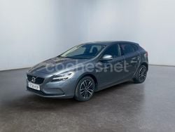 Gris / plata Usado 2019 Volvo V40 Momentum Familiar | 16.490 € (Precio justo)