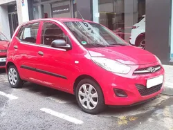 Rojo Usado 2012 Hyundai i10 Comfort Utilitario | 4990 € (Precio justo)