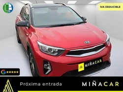 Rojo Usado 2021 Kia Stonic SUV | 16.350 € (Precio justo)
