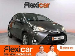 Gris Usado 2017 Toyota Yaris Hybrid Active Utilitario | 12.590 € (Caro)