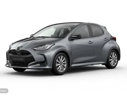 Gris / plateado Usado 2023 Mazda 2 Comfort Berlina | 23.500 € (Un poco caro)