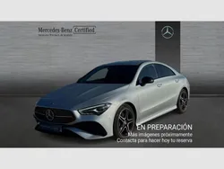 Gris Usado 2024 Mercedes CLA200 Berlina | 37.490 € (Buen precio)