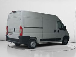 Blanco Usado 2022 Opel Movano Van | 20.799 € (Precio justo)