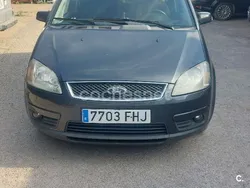 Gris / plata Usado 2006 Ford C-MAX Ghia Monovolumen | 4000 € (Un poco caro)