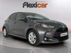 Gris Usado 2021 Toyota Yaris Edition Berlina | 14.090 € (Precio justo)