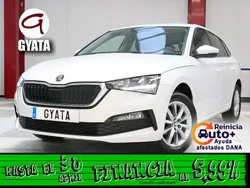 Blanco Usado 2022 Skoda Scala Ambition Utilitario | 15.990 € (Precio justo)