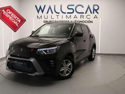 Negro Usado 2024 Ssangyong (KGM) Tivoli SUV | 16.990 €