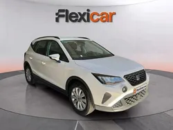 Blanco Usado 2021 Seat Arona Reference SUV | 13.690 € (Precio justo)