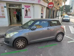 Gris / plata Usado 2012 Suzuki Swift GLX Berlina | 5700 € (Super precio)