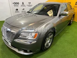 Gris / plata Usado 2013 Lancia Thema Platinum Berlina | 11.990 €
