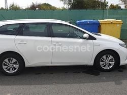 Blanco Usado 2013 Toyota Auris Hybrid Active Familiar | 5000 € (Precio justo)