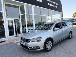 Gris / plata Usado 2013 VW Passat Advance Familiar | 8900 € (Buen precio)