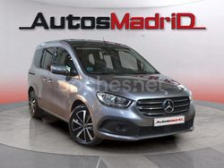 Gris / plata Usado 2023 Mercedes T180 Monovolumen | 27.990 € (Precio justo)