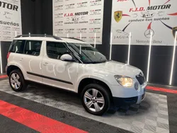 Blanco Usado 2010 Skoda Yeti Ambition SUV | 7999 € (Precio justo)