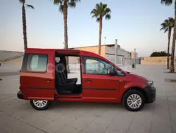 Granate Usado 2020 VW Caddy Edition Monovolumen | 15.995 € (Un poco caro)